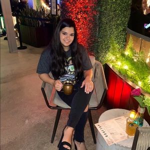 Meet your Posher, Lena